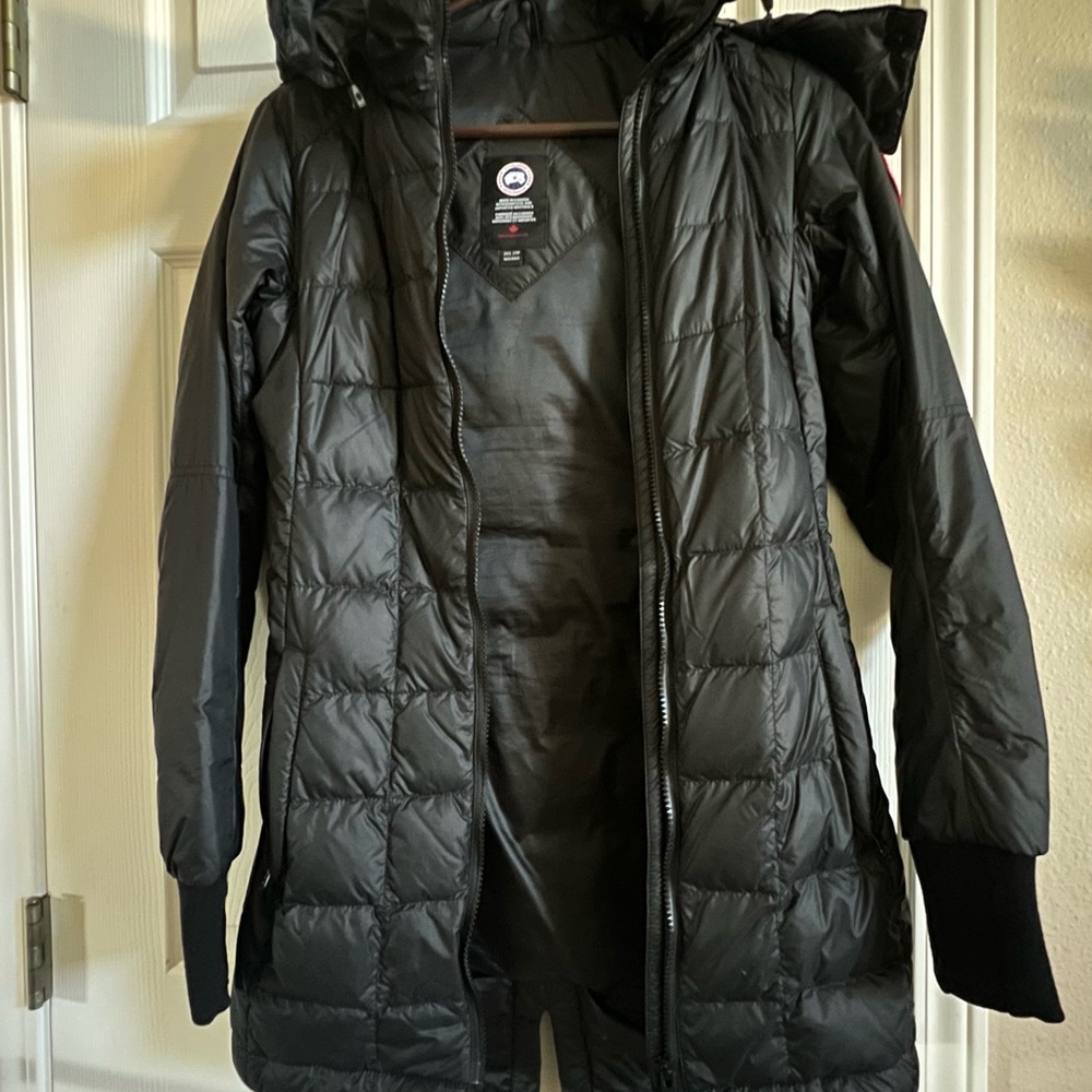 Canada Goose Women's Quilted Black Puffer Coat